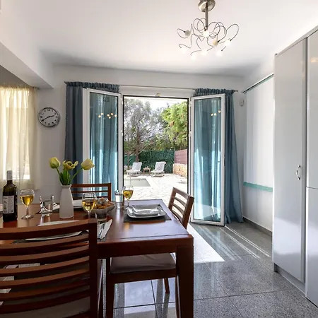 Kataleya Villa Svoronata